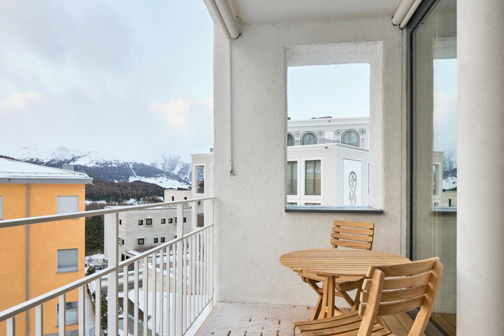 Hotel Maistra 160 Pontresina Exterior photo