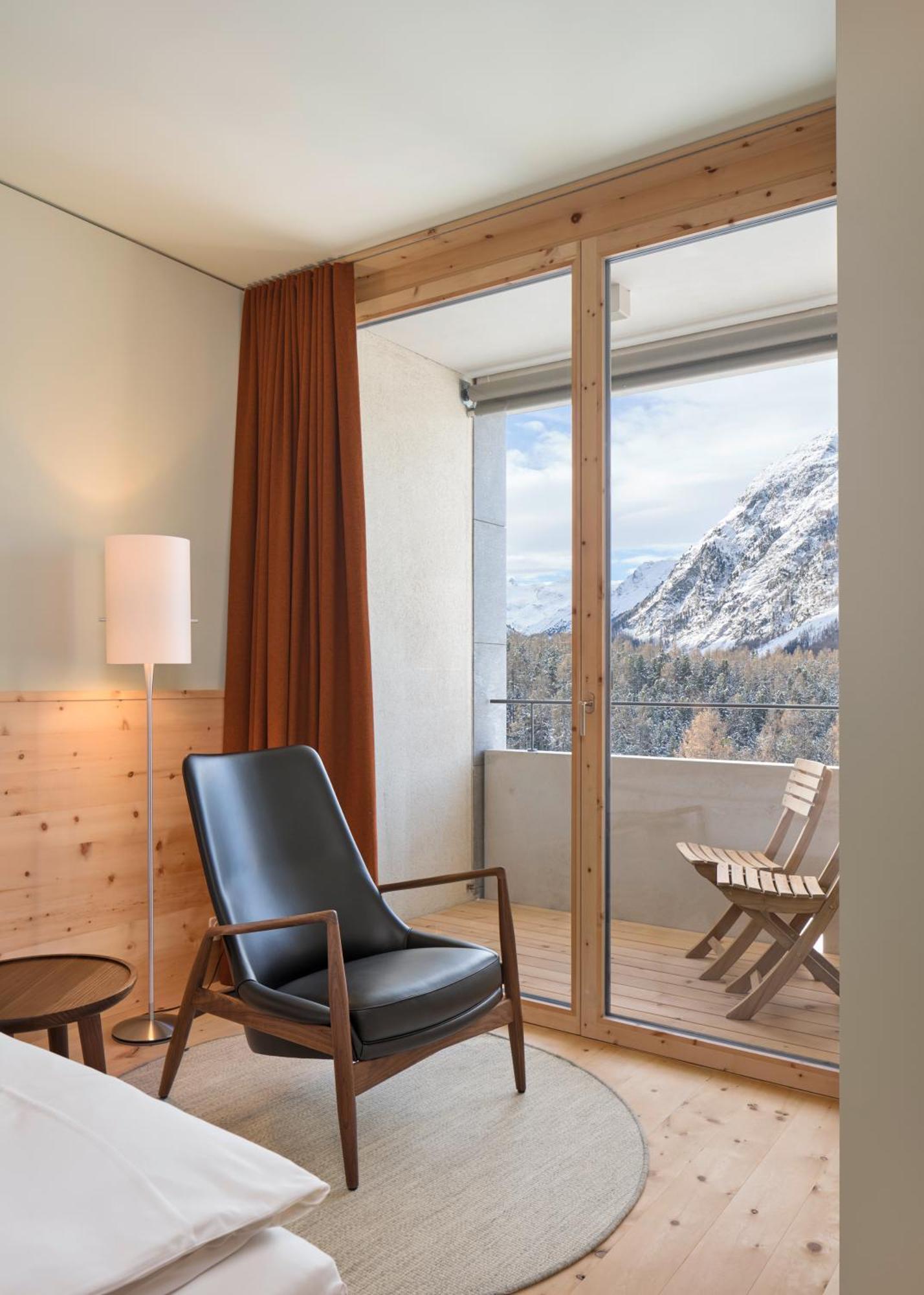 Hotel Maistra 160 Pontresina Exterior photo