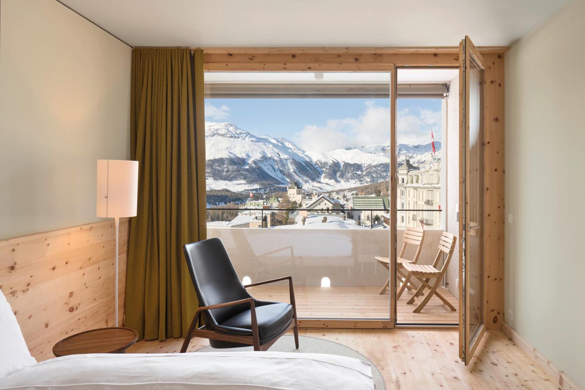 Hotel Maistra 160 Pontresina Exterior photo